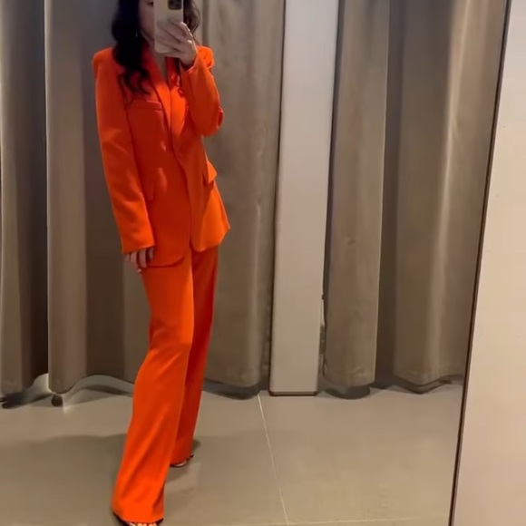 ZARA 2 Piece Blazer And Flare Pants - Picture 6 of 8